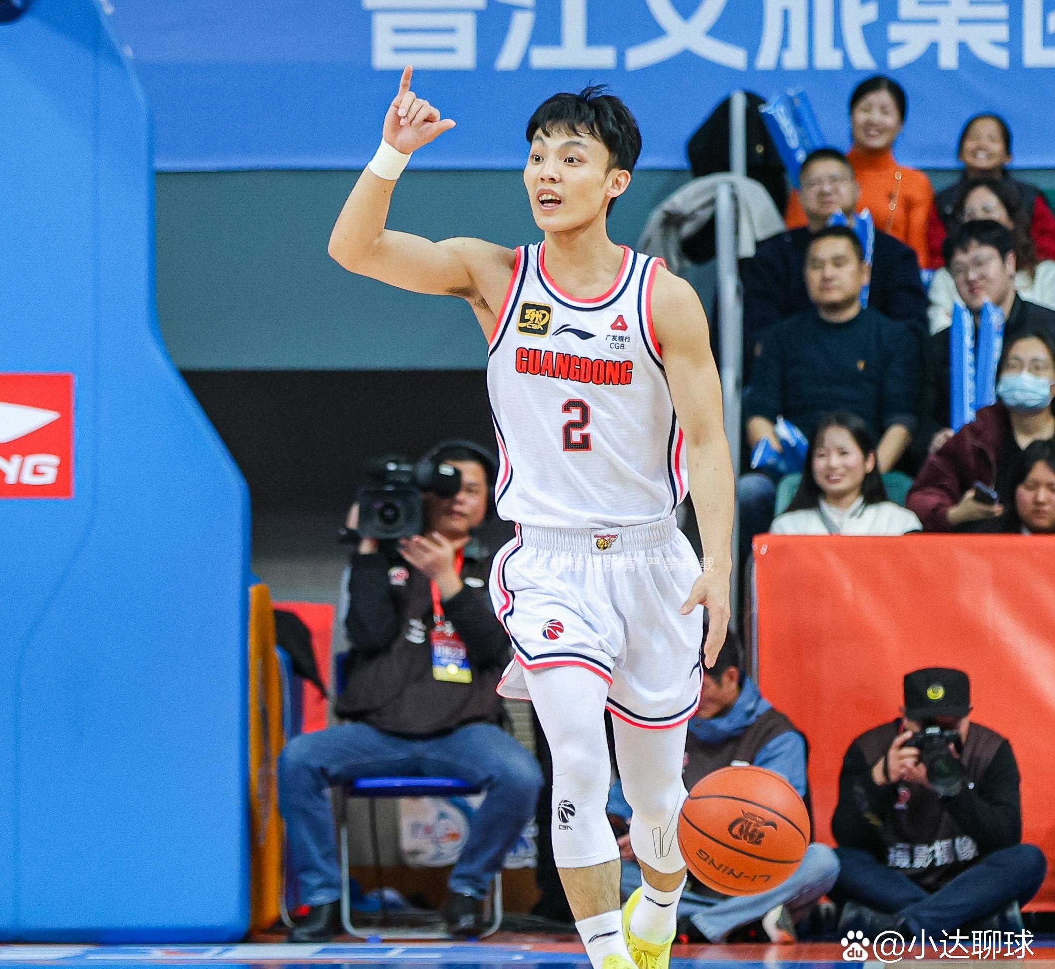 惊险一役：辽宁队险胜深圳队的简单介绍