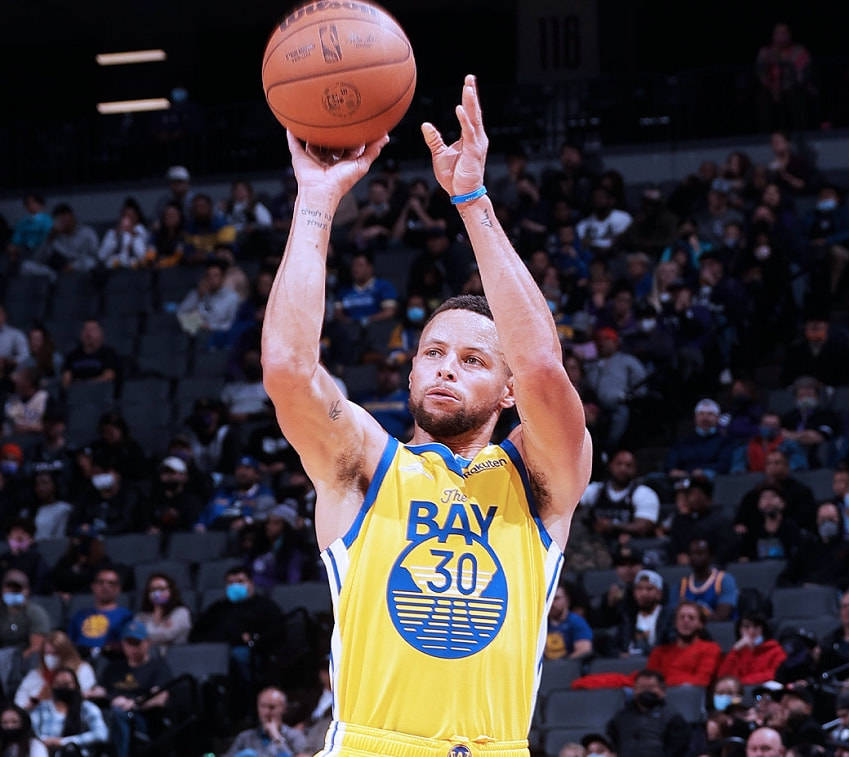 杏彩体育亚洲官网-火箭逆转黄蜂,保持胜利势头