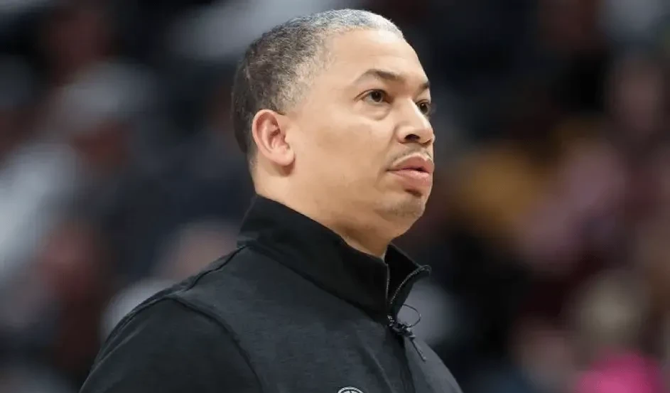 雄鹿主帅泰伦-卢：球队信心满满愿登顶总冠军